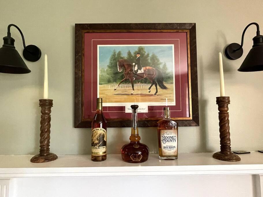 The Bourbon & Horse Country Epicenter Villa Frankfort Exteriör bild